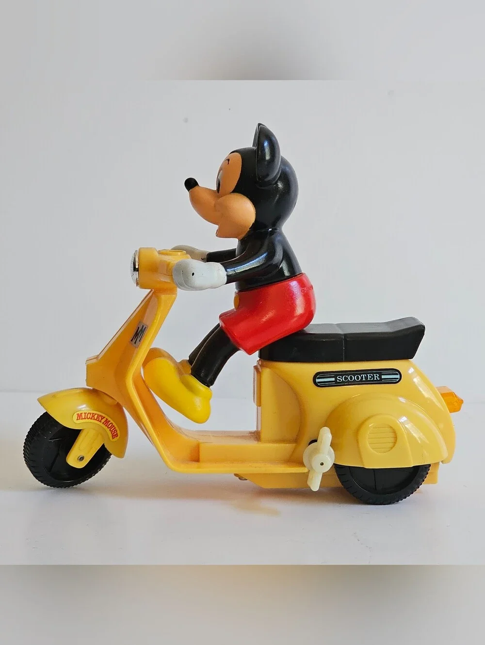 Vintage Mickey Mouse Yellow Wind-up Scooter Toy 1982 Masudaya Japan